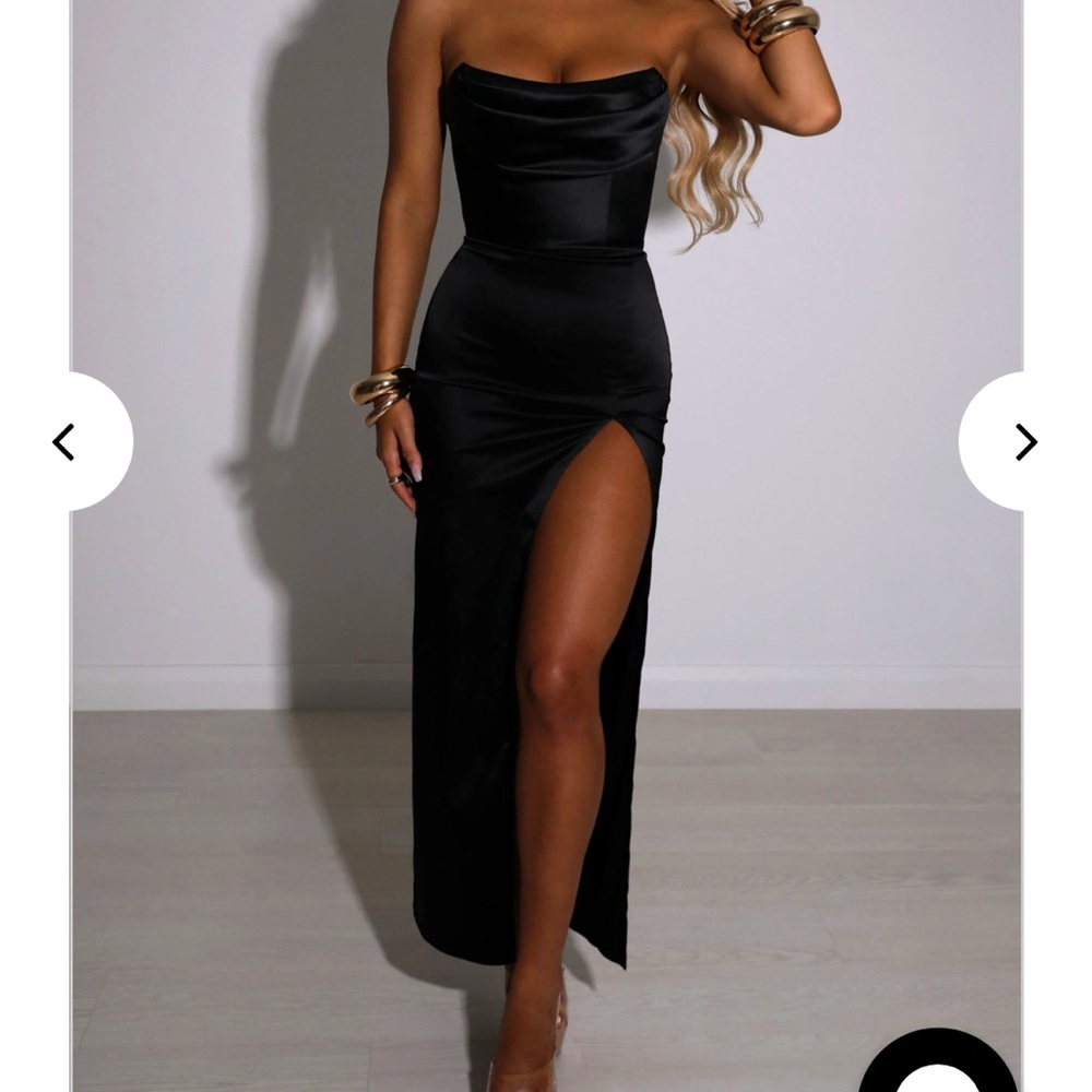 Everly Maxi Dress-Black Size M